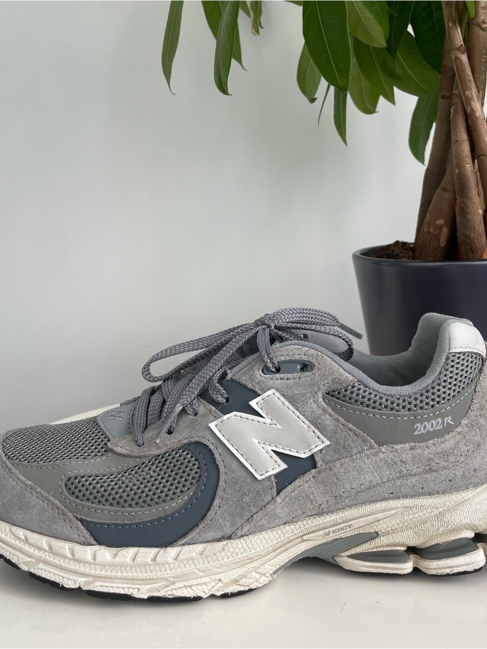 Women Size 8 New Balance 2002R
Steel Grey Orca Shoes Boy 6.5